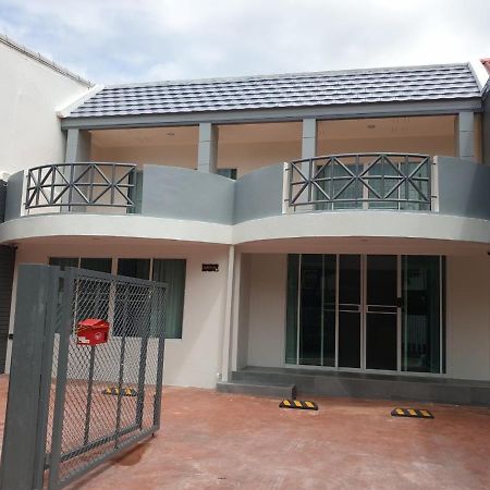 Cha-Am Beach Vacation Home Bagian luar foto