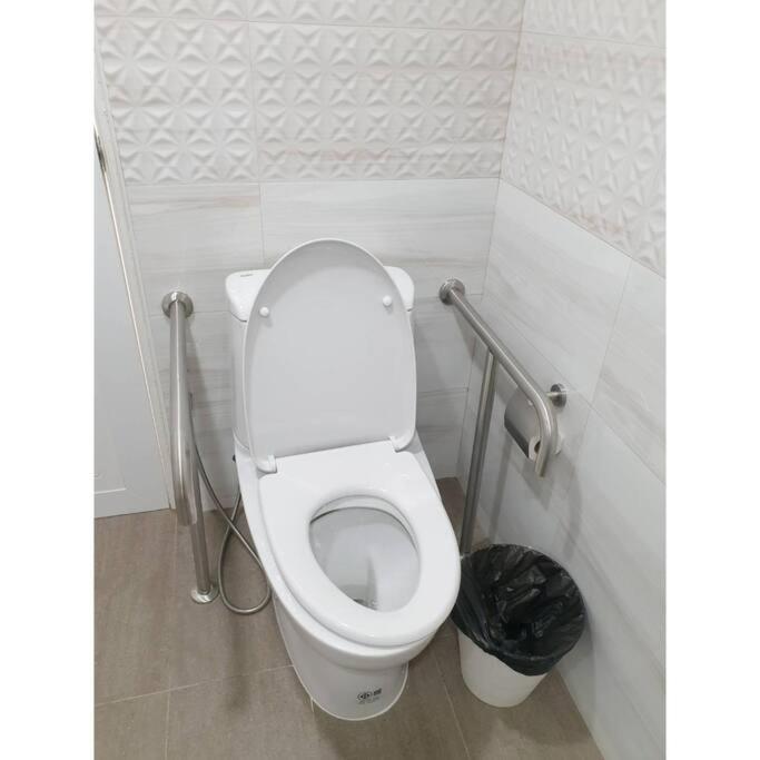Cha-Am Beach Vacation Home Bagian luar foto